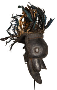 Initiation mask - Feathers, Wood - Salampasu - Congo