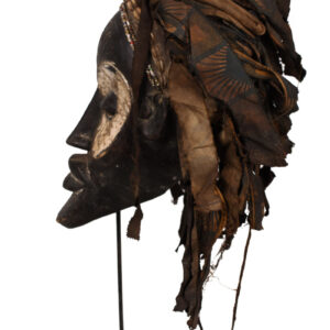 Mask - Plant fibre, Wood - Mwana Pwo - Chokwe - Congo