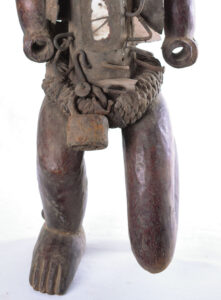 Figure - Glass, Wood, nails - Nkisi - Yombe - Congo - 72 cm