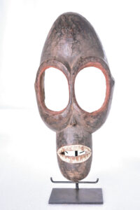 Mask - Wood - Kumu - DR Congo