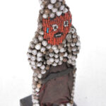 Figure - Beads, Wood - Bamileke - Grassland of Cameroun