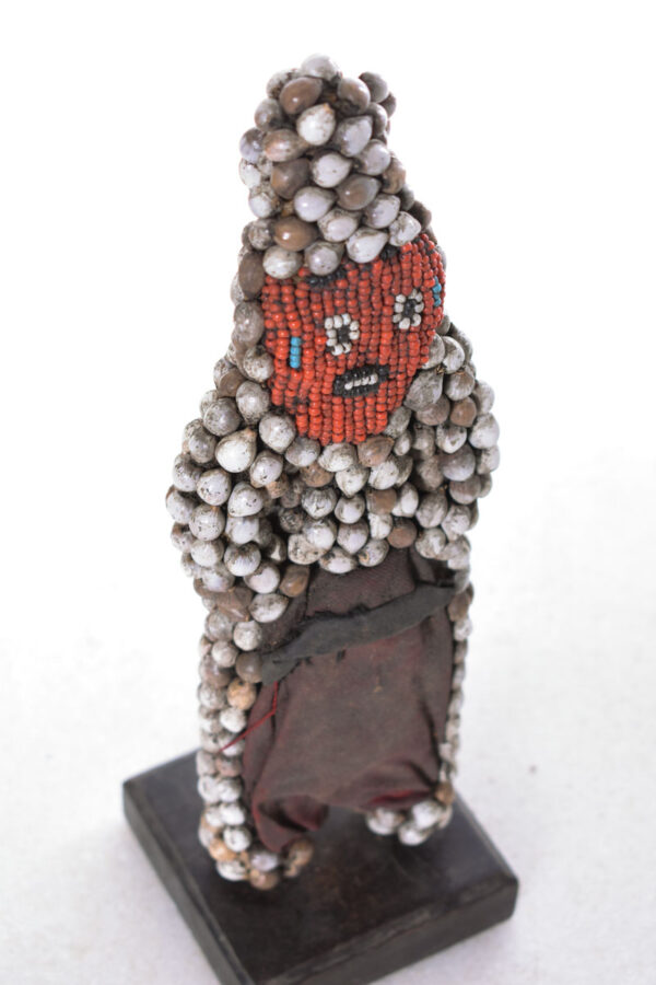 Figure - Beads, Wood - Bamileke - Grassland of Cameroun