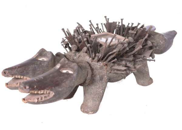 Nkisi Kozo - Glass, Nail, Wood - Bakongo - Congo