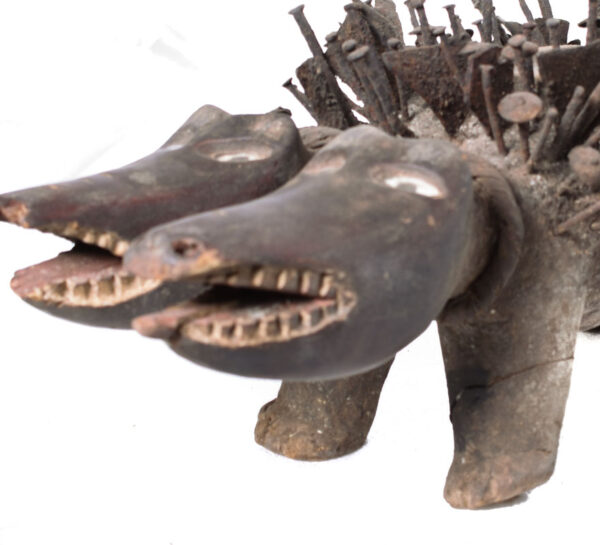 Nkisi Kozo - Glass, Nail, Wood - Bakongo - Congo