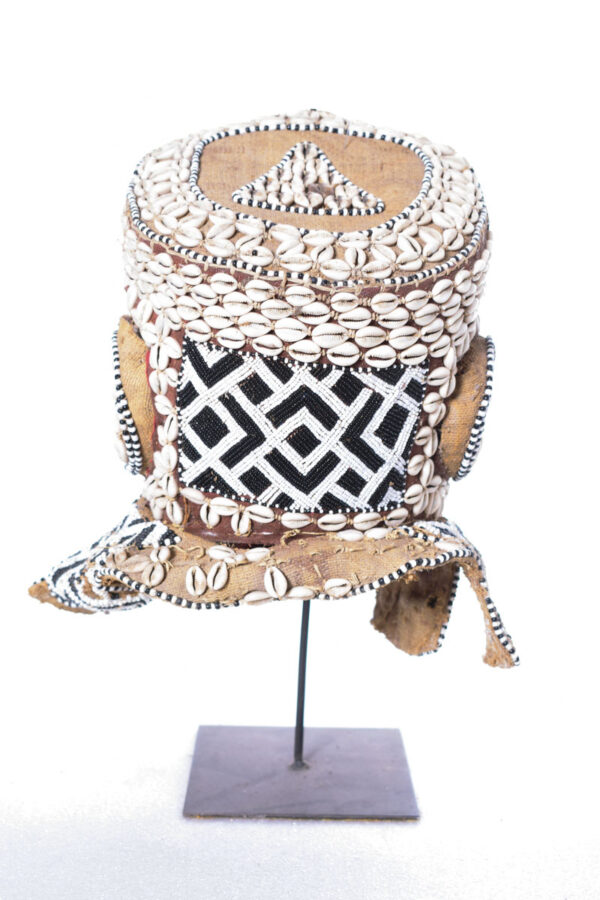 Royal Mask - Beads, Cauri, Wood - Bwoom - Kuba - DR Congo