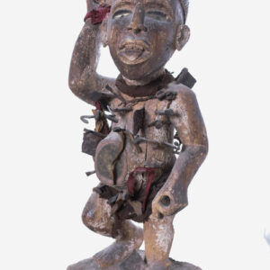 Figure - Wood, nails - Nkisi - Yombe - Congo