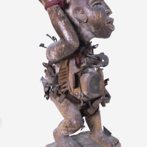 Figure - Wood, nails - Nkisi - Yombe - Congo