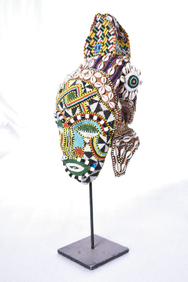 Mask - Beads, Cauris, Plant fibre, Wood - Ngaady A Waash Bushoong - Kuba - Congo