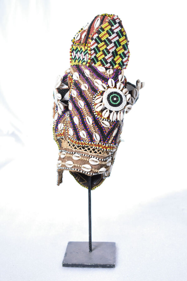 Mask - Beads, Cauris, Plant fibre, Wood - Ngaady A Waash Bushoong - Kuba - Congo