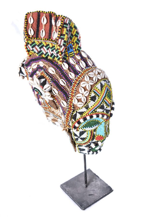 Mask - Beads, Cauris, Plant fibre, Wood - Ngaady A Waash Bushoong - Kuba - Congo
