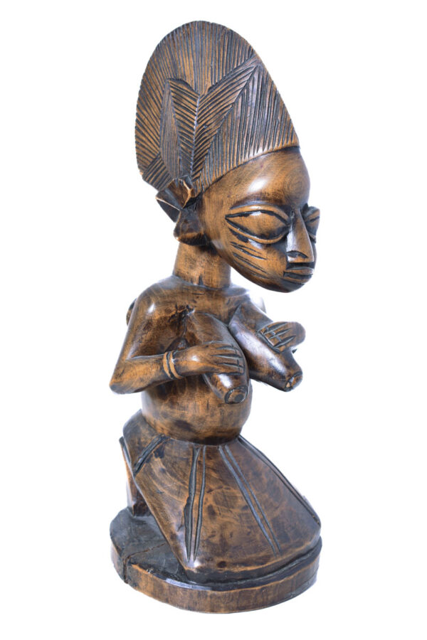 Maternity figure - Wood - Yoruba - Nigeria
