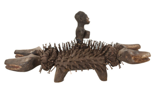 Nkisi Kozo - Glass, Nail, Wood - Bakongo - Congo