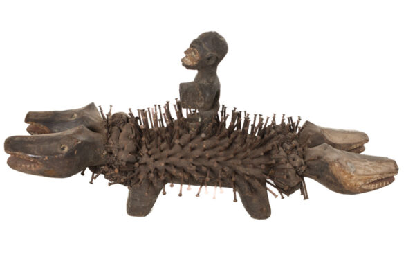Nkisi Kozo - Glass, Nail, Wood - Bakongo - Congo