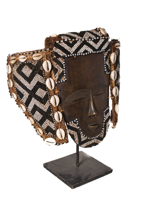 Lele Mask - Beads, Cauris, Plant fibre, Wood - KUBA - DR Congo