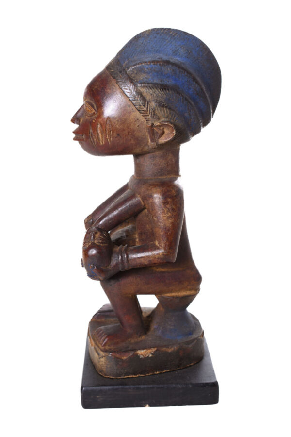 Maternity figure - Wood - Yoruba - Nigeria