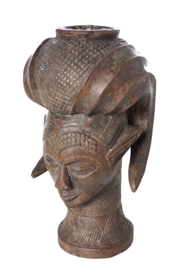 Anthropomorphic Cup - Wood - Kuba - Congo