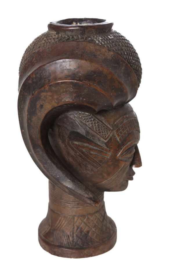 Anthropomorphic Cup - Wood - Kuba - Congo