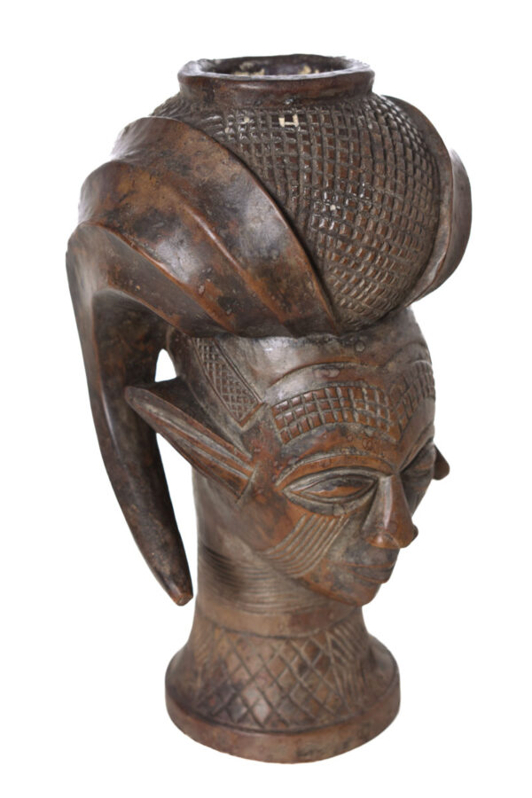 Anthropomorphic Cup - Wood - Kuba - Congo