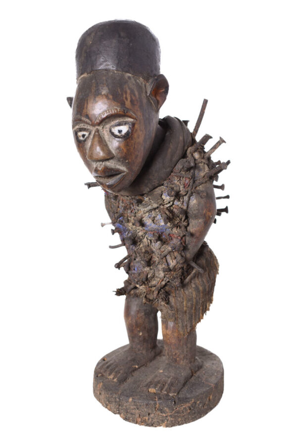 Figure - Wood, nails, glass - Nkisi - Yombe - Congo