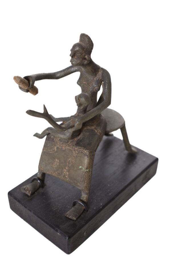 Maternity figure - Goldweight - Bronze - Ashanti - Ghana