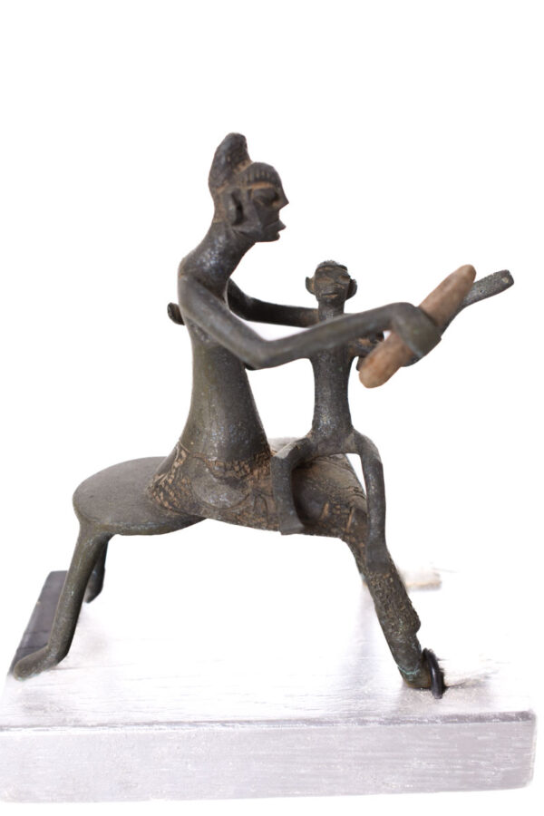Maternity figure - Goldweight - Bronze - Ashanti - Ghana