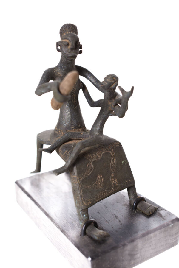Maternity figure - Goldweight - Bronze - Ashanti - Ghana