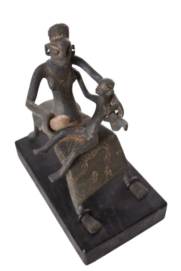 Maternity figure - Goldweight - Bronze - Ashanti - Ghana