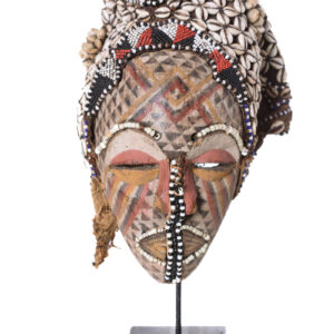 Mask - Beads, Cauris, Plant fibre, Wood - Ngaady A Waash Bushoong - Kuba - Congo
