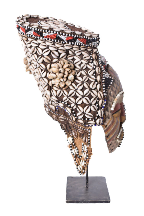 Mask - Beads, Cauris, Plant fibre, Wood - Ngaady A Waash Bushoong - Kuba - Congo