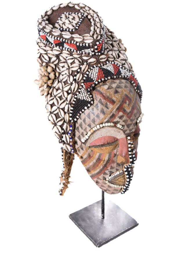 Mask - Beads, Cauris, Plant fibre, Wood - Ngaady A Waash Bushoong - Kuba - Congo