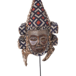 Lele helmet mask - Beads, Cauris, Plant fibre, Wood - KUBA - Congo