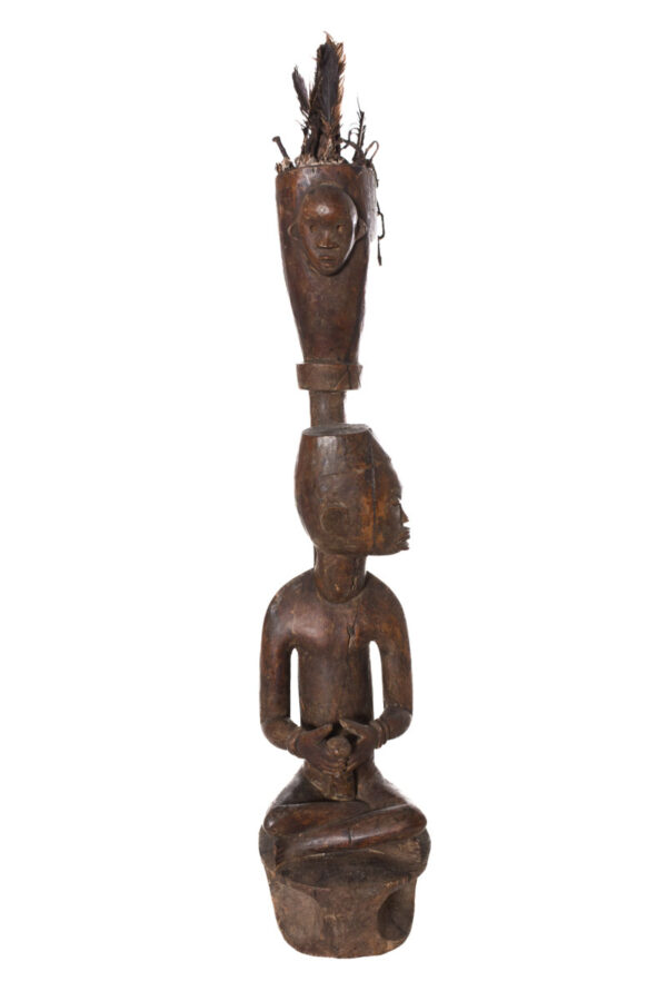 Figure - Wood, nails, feathers - Yombe - Congo