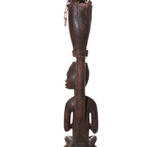 Figure - Wood, nails, feathers - Yombe - Congo