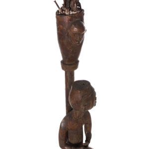 Figure - Wood, nails, feathers - Yombe - Congo