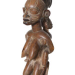 Maternity figure - Wood - Yoruba - Nigeria