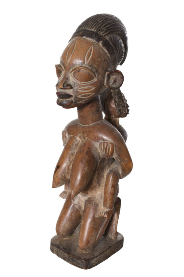 Maternity figure - Wood - Yoruba - Nigeria