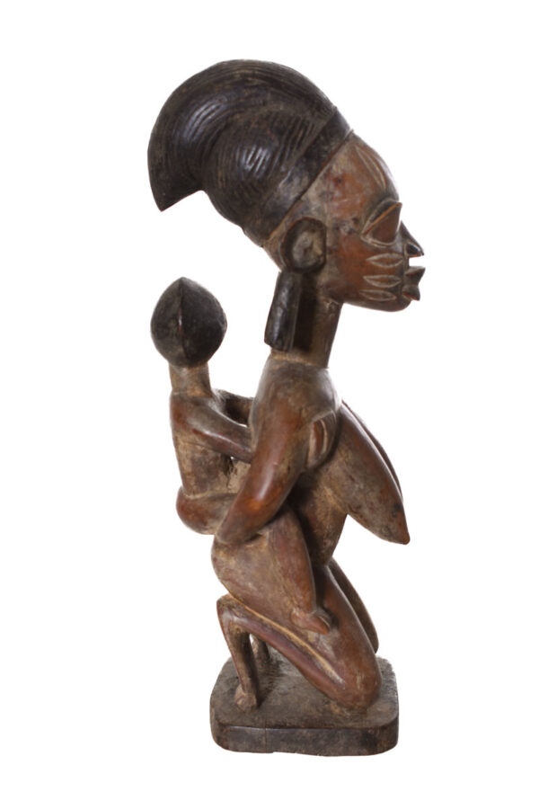 Maternity figure - Wood - Yoruba - Nigeria