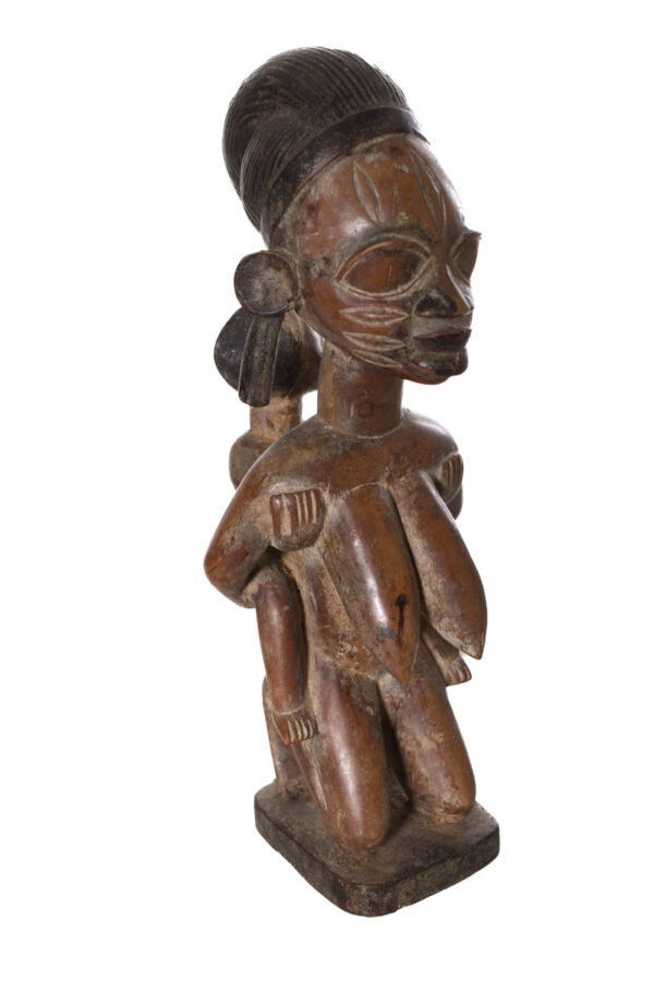 Maternity figure - Wood - Yoruba - Nigeria