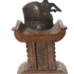 Goldweight figure - Bronze, Wood - Ashanti - Ghana
