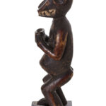 Standing monkey figure - Wood - Gbekre - Baule - Ivory Coast