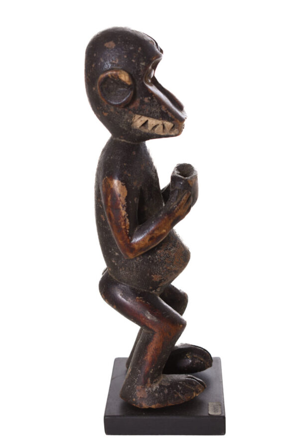 Standing monkey figure - Wood - Gbekre - Baule - Ivory Coast