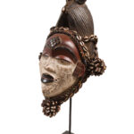 Okuyi mask - Wood - Punu - Gabon