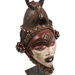 Okuyi mask - Wood - Punu - Gabon