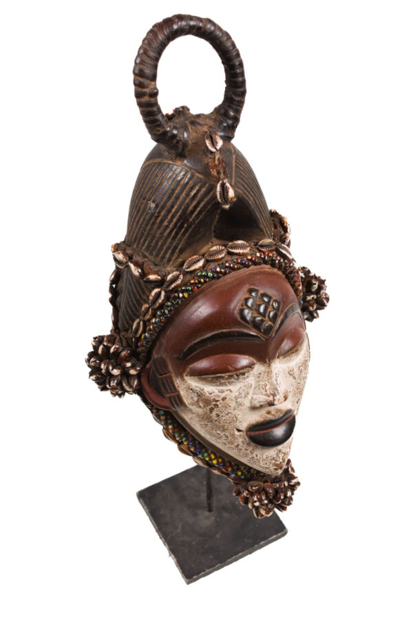Okuyi mask - Wood - Punu - Gabon