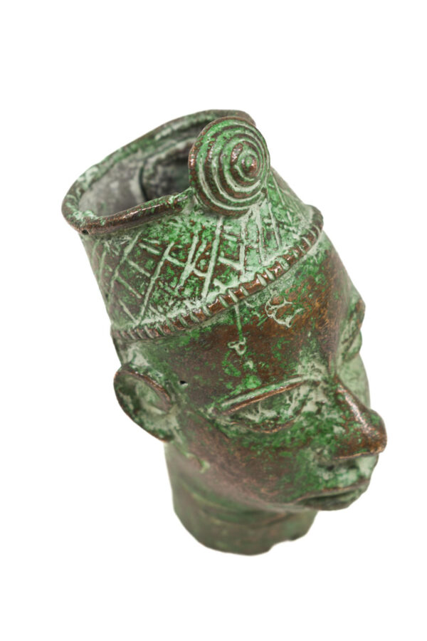 Head of a Queen - Bronze - In the style of Edo / IFE - Benin