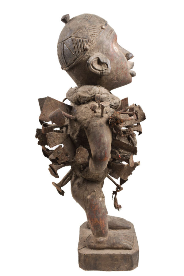 Figure - Wood, nails - Nkisi - Yombe - Congo