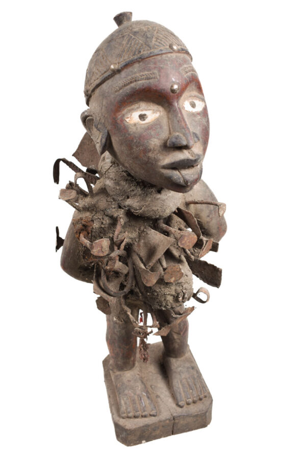 Figure - Wood, nails - Nkisi - Yombe - Congo