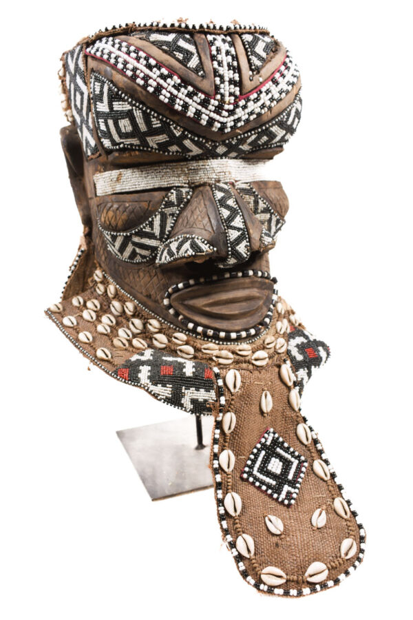 Royal Mask - Beads, Cauri, Wood - Bwoom - Kuba - DR Congo