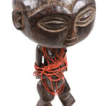 Doll figure - Wood - Pygmy Tikar - Cameroon