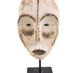 Ntumu mask - Wood - Fang - Gabon
